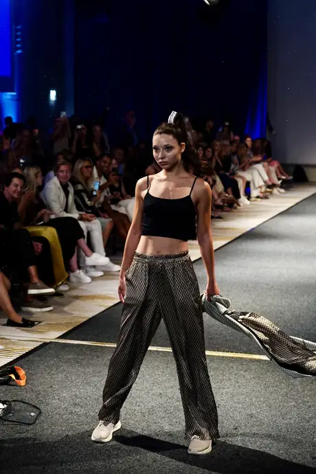 Joelle Jacobs x Holsta, 9 August 2026, show 6, Runway. Frame YXOCFS