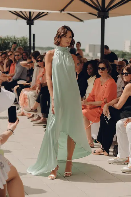 Melisande, 9 August 2026, show 2, Runway. Frame 5TEFSN