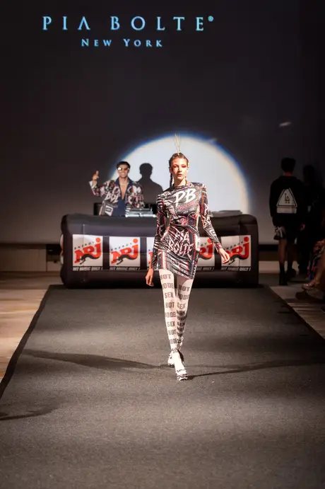 Pia Bolte, 8 August 2026, show 6, Runway. Frame LLF7VB