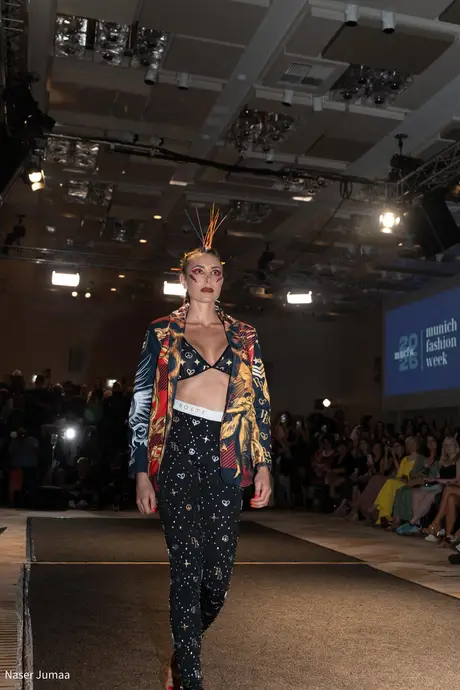 Pia Bolte, 8 August 2026, show 6, Runway. Frame WA4JZZ