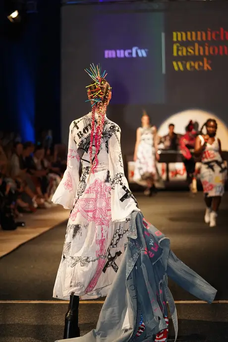 Pia Bolte, 8 August 2026, show 6, Runway. Frame COJFER