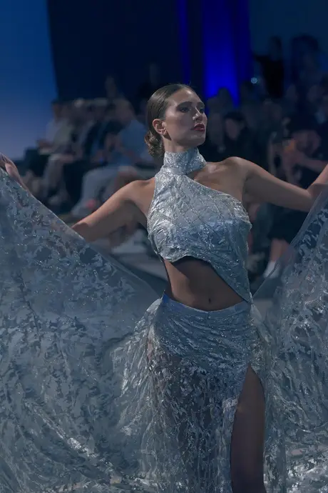 7 August 2026, show 2, Runway. Frame VJ8DRM
