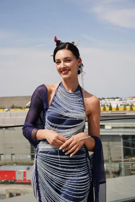 Melisande, 9 August 2026, show 2, Runway. Frame OZUPMZ
