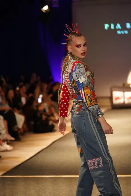 Pia Bolte, 8 August 2026, show 6, Runway. Frame L9IJFW