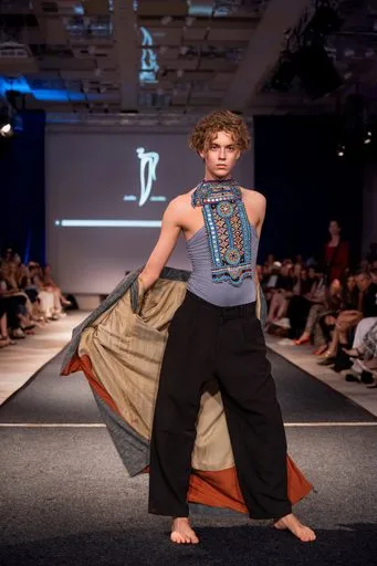 Joelle Jacobs x Holsta, 9 August 2026, show 6, Runway. Frame HSBF8I