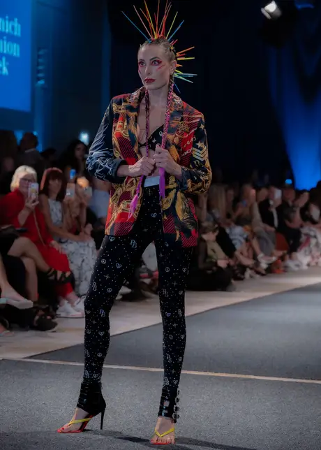 Pia Bolte, 8 August 2026, show 6, Runway. Frame L4HPNX
