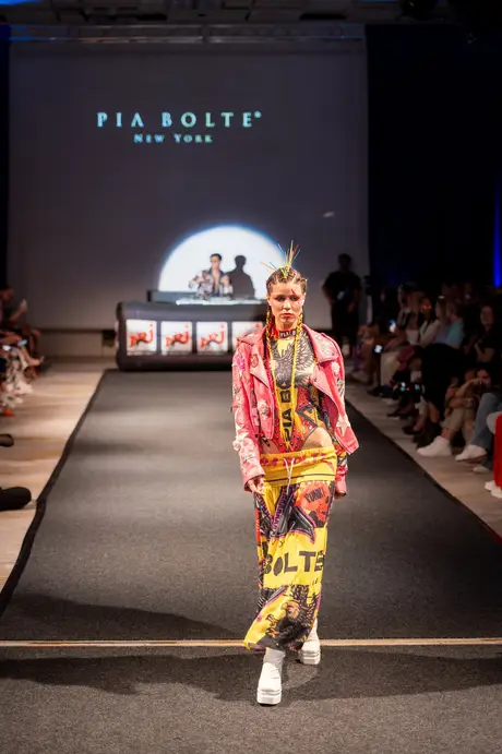 Pia Bolte, 8 August 2026, show 6, Runway. Frame AUE6WA