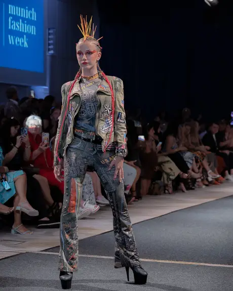 Pia Bolte, 8 August 2026, show 6, Runway. Frame OYTYJE