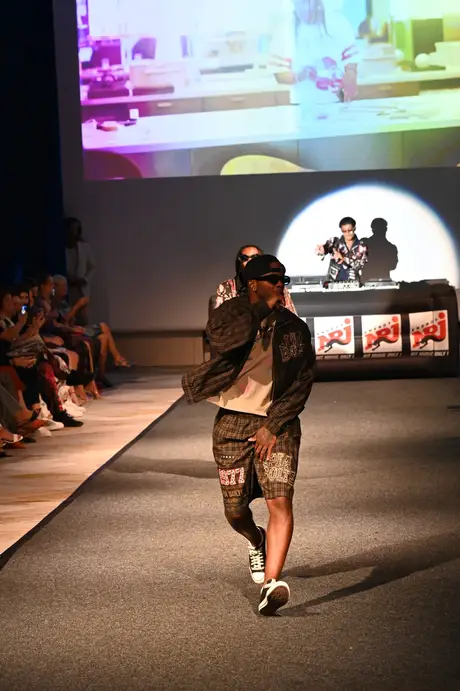 8 August 2026, show 6, Runway. Frame V490LG