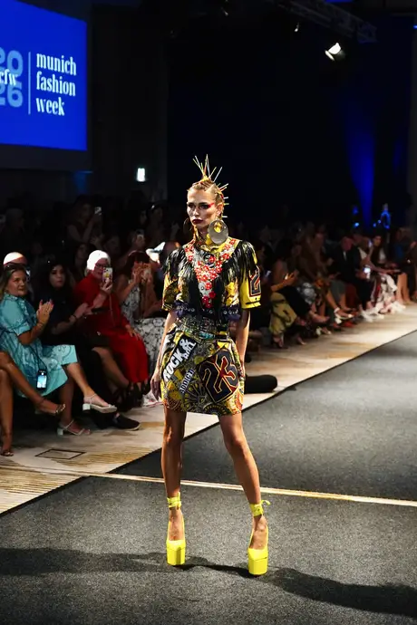 Pia Bolte, 8 August 2026, show 6, Runway. Frame YW0AYD