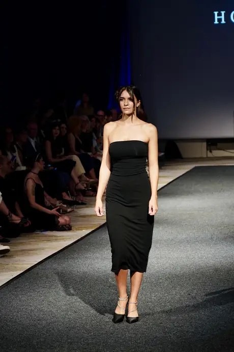 Joelle Jacobs x Holsta, 9 August 2026, show 6, Runway. Frame 8VSRKT