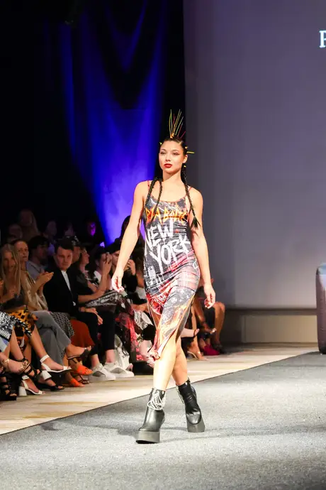 Pia Bolte, 8 August 2026, show 6, Runway. Frame NQKMXW