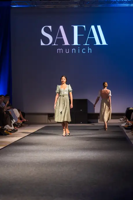 7 August 2026, show 2, Runway. Frame 0GOWK0