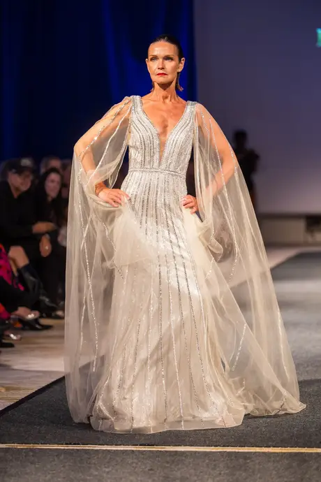 House of Karneol, 7 August 2026, show 2, Runway. Frame QLOUNJ