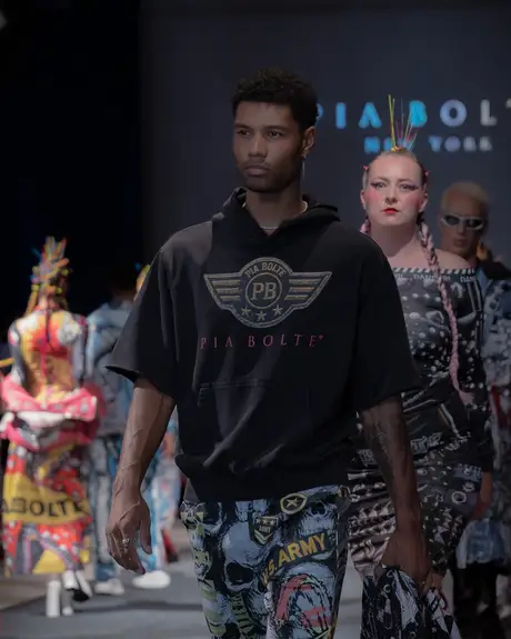 Pia Bolte, 8 August 2026, show 6, Runway. Frame FUI_SU