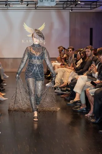 House of Karneol, 9 August 2026, show 5, Runway. Frame 9AXE6N