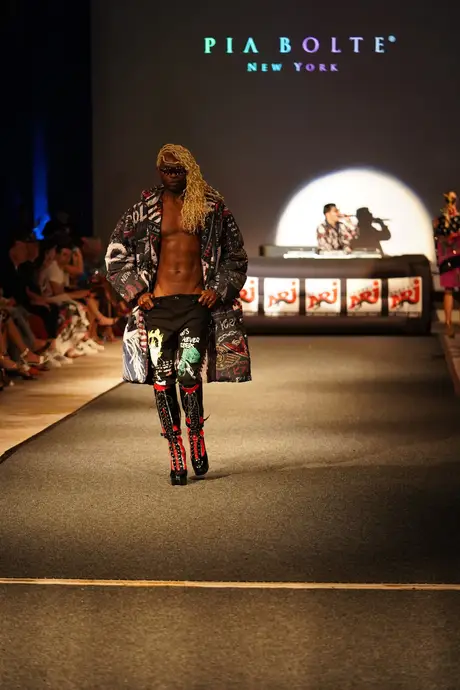 Pia Bolte, 8 August 2026, show 6, Runway. Frame BKCKND