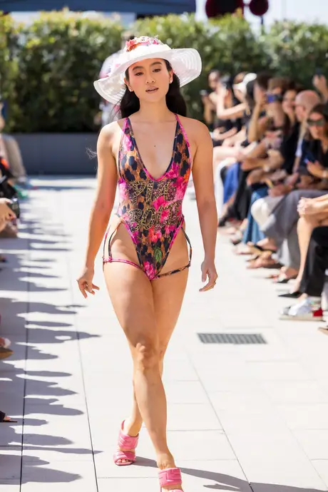 Pia Bolte, 8 August 2026, show 2, Runway. Frame WX8S5O