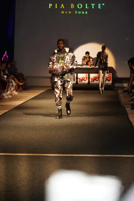 Pia Bolte, 8 August 2026, show 6, Runway. Frame VXGBJW