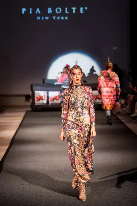 Pia Bolte, 8 August 2026, show 6, Runway. Frame BLO3X_