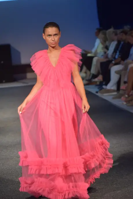 7 August 2026, show 2, Runway. Frame _OFZYZ