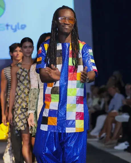 7 August 2026, show 2, Runway. Frame LNTNOK