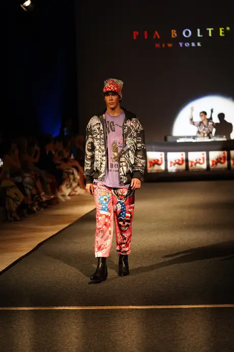 Pia Bolte, 8 August 2026, show 6, Runway. Frame FHNI3G