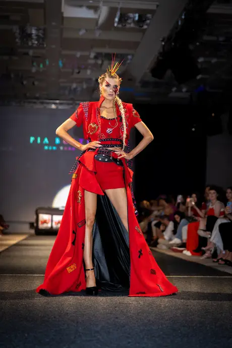 Pia Bolte, 8 August 2026, show 6, Runway. Frame 2WEBXC