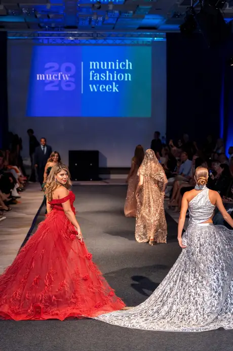 House of Karneol, 7 August 2026, show 2, Runway. Frame J0XWWD