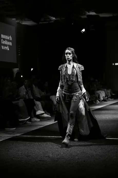 Joelle Jacobs, 9 August 2026, show 6, first of two, Runway. Frame 7W920Y