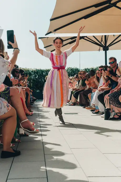 Roubs Style, 9 August 2026, show 4, Runway. Frame JE0CZF