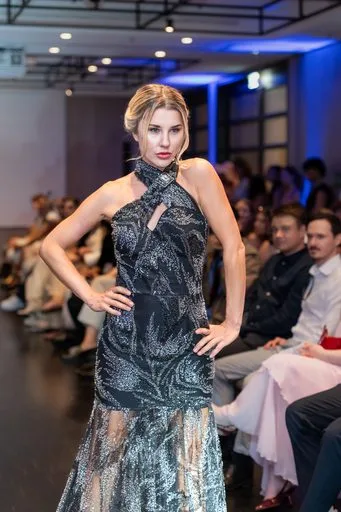House of Karneol, 9 August 2026, show 5, Runway. Frame AXYBDL