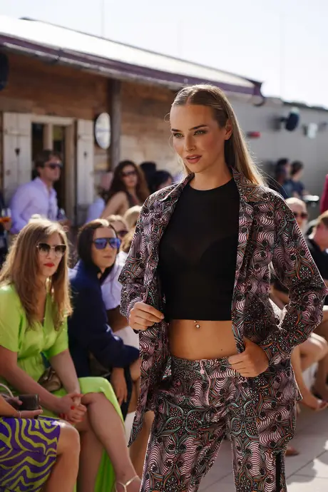 Roubs Style, 9 August 2026, show 4, Runway. Frame IJLWNQ