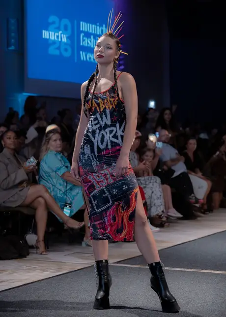 Pia Bolte, 8 August 2026, show 6, Runway. Frame IV10BJ