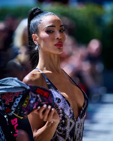 Pia Bolte, 8 August 2026, show 2, Runway. Frame P1IIW7