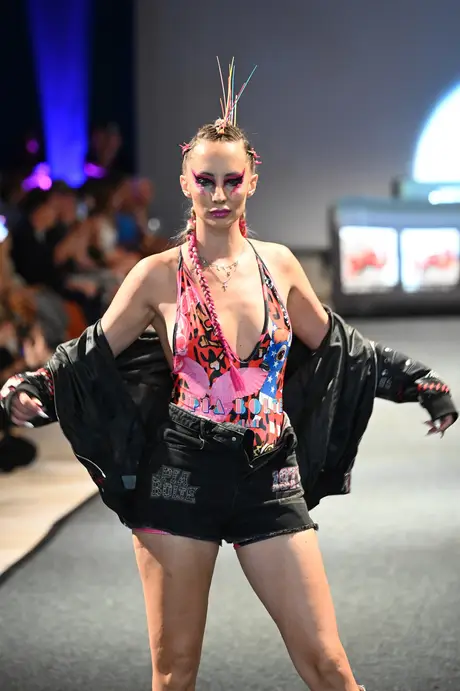 8 August 2026, show 6, Runway. Frame ZEKMMS