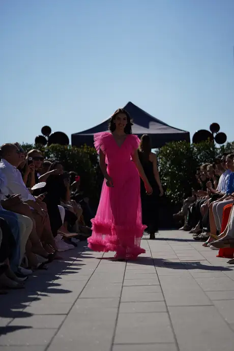 Lovely Kiss, 8 August 2026, show 4, second of two, Runway. Frame IONDAX