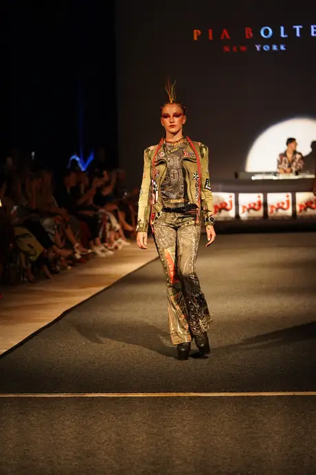 Pia Bolte, 8 August 2026, show 6, Runway. Frame CVFUUK