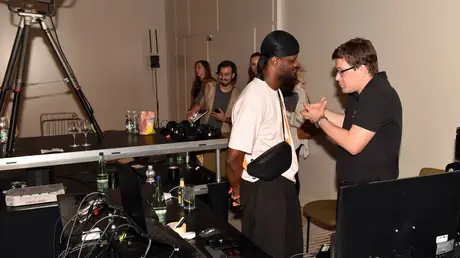 Backstage, 9 August 2026. Frame 6HAS-L