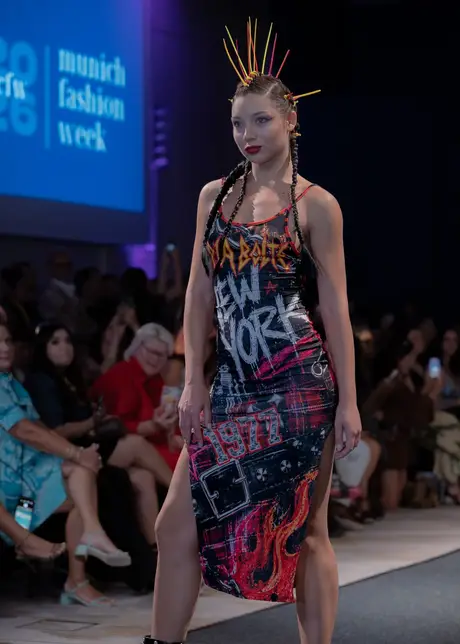 Pia Bolte, 8 August 2026, show 6, Runway. Frame YISKAX