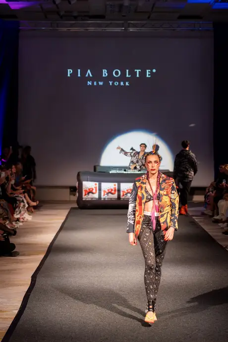 Pia Bolte, 8 August 2026, show 6, Runway. Frame 4DM8LR