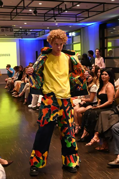 8 August 2026, show 2, Runway. Frame BZDORY