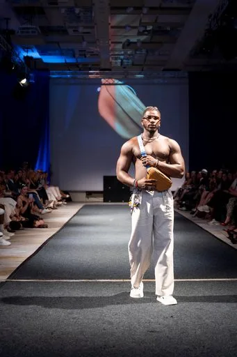 Joelle Jacobs x Holsta, 9 August 2026, show 6, Runway. Frame A7AQ6S