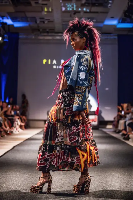 Pia Bolte, 8 August 2026, show 6, Runway. Frame XBT6HZ