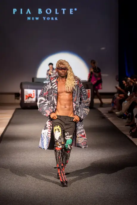 Pia Bolte, 8 August 2026, show 6, Runway. Frame O36WN8