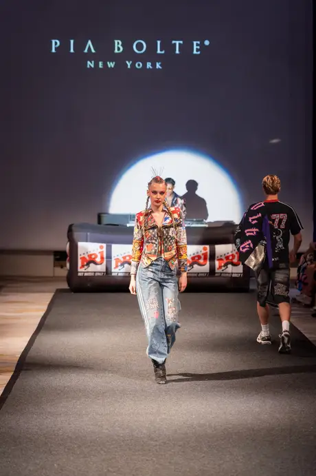 Pia Bolte, 8 August 2026, show 6, Runway. Frame QWHJWI