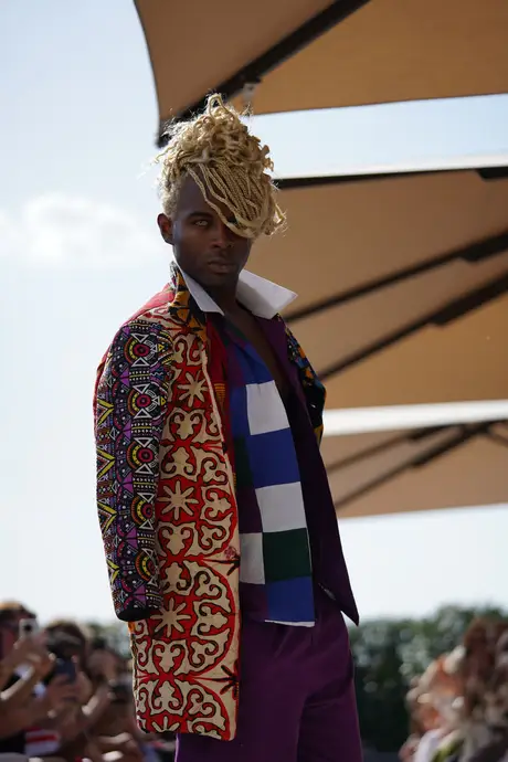 Roubs Style, 9 August 2026, show 4, Runway. Frame FQGZIN