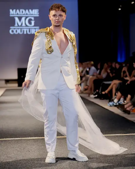 7 August 2026, show 2, Runway. Frame QT0GDN