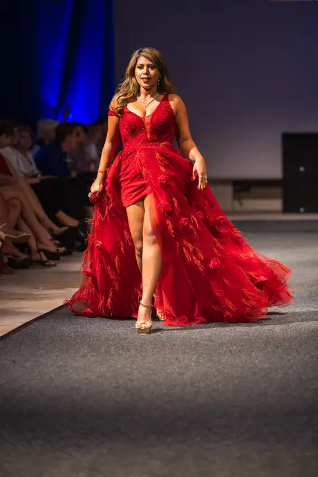 House of Karneol, 7 August 2026, show 2, Runway. Frame SFXW-R