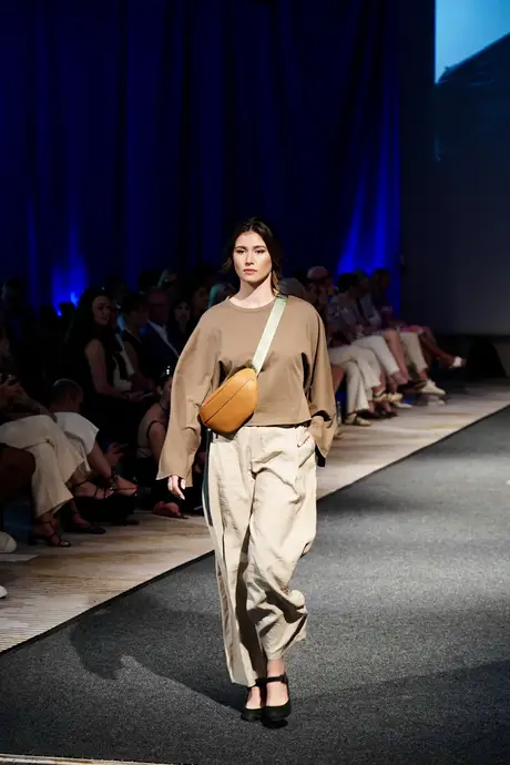 Joelle Jacobs x Holsta, 9 August 2026, show 6, Runway. Frame RQPZAJ